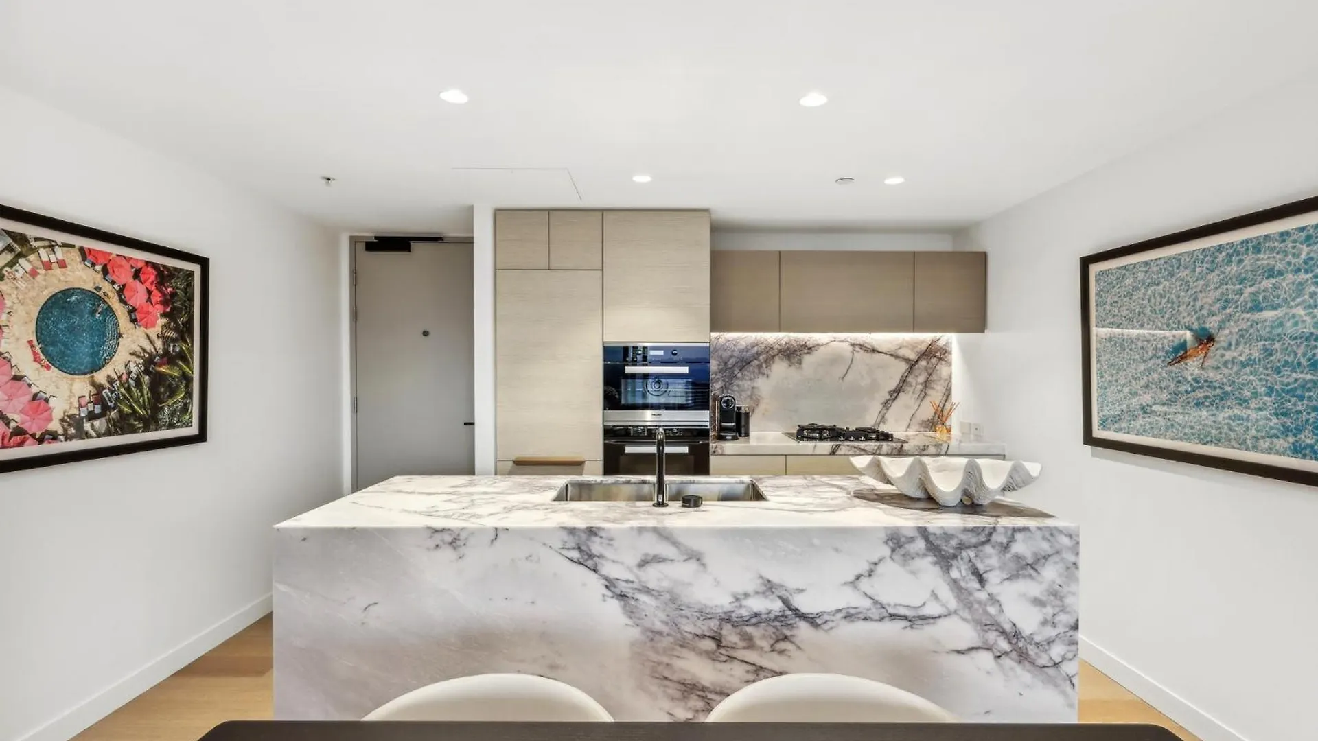 Jewel Luxury Beachside 2-Bed With Water View Gym Gold Coast Appartement